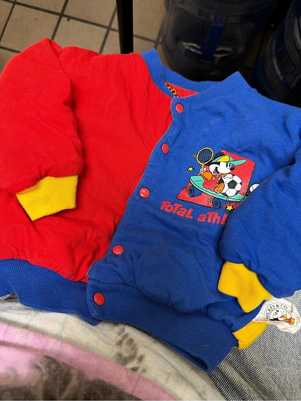 Mickey & Co. Total Athlete. Mickey Jacket Blue Red